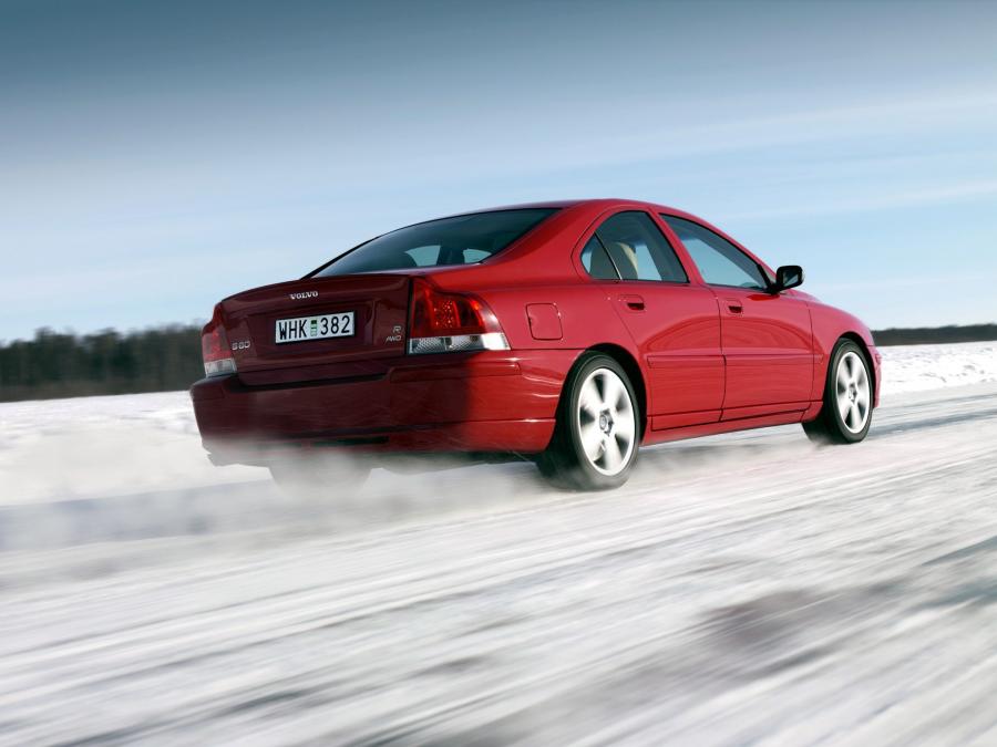  Volvo S60 R 2004 года  (фото 21 из 30)